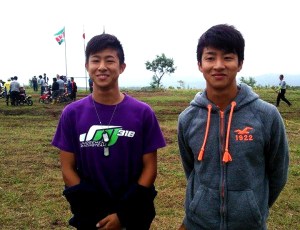 馬場大貴さん（右）、亮太さん（左）